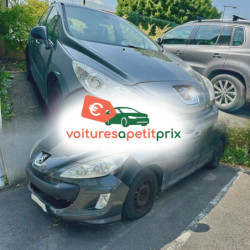 Voiture d'occasion année 2009 195000 km Diesel à Reims à petit prix